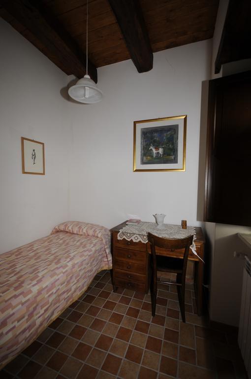 Bb Casavacanze Corneto Apartman Bomba Szoba fotó